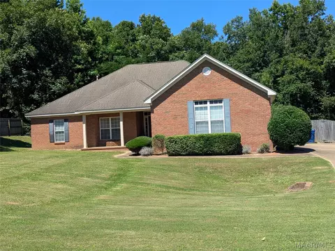 30 Summertime Pkwy, Deatsville, AL 36022