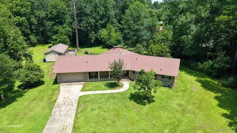 880 Berkshire Ct, Thomasville, AL 36784