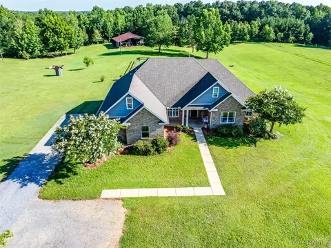 575 Mercer Rd, Elmore, AL 36025