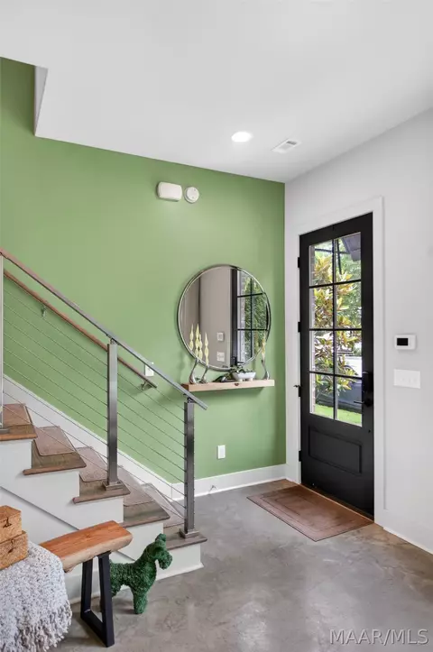 Entry Way - 4663 Broadwick St, Montgomery, AL 36116 photo 1 of 2