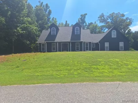 220 Hill Ridge Dr, Wetumpka, AL 36092