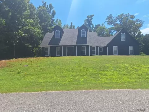 220 Hill Ridge Dr, Wetumpka, AL 36092