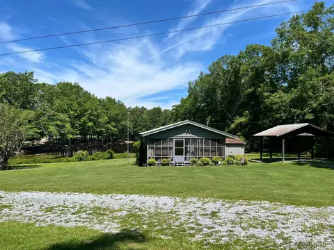7509 Weoka Rd, Wetumpka, AL 36092