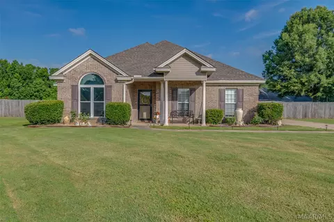 142 Fanoni Ln, Wetumpka, AL 36092