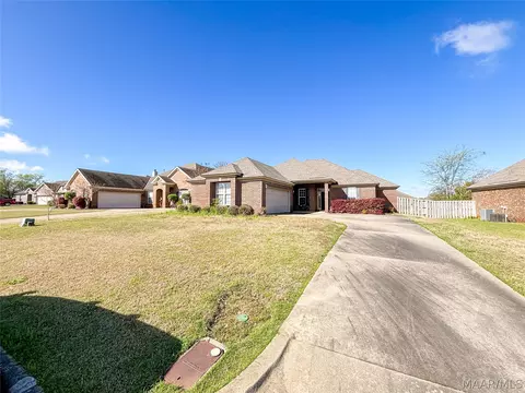 9221 Springwood Ct, Montgomery, AL 36117