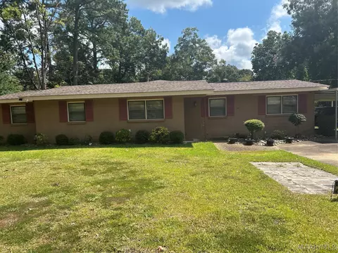 953 Green Ridge Ct, Montgomery, AL 36109