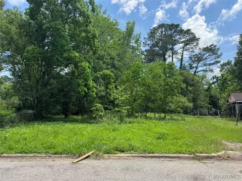 72 W Clover Ln, Montgomery, AL 36105
