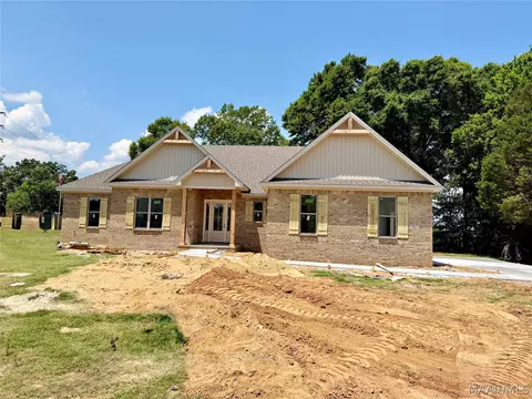 811 Winding Wood Dr, Wetumpka, AL 36093