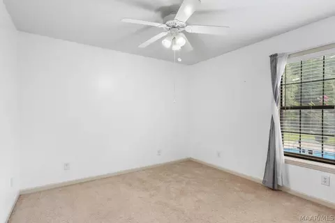 Bedroom - 200 Mae St, Clanton, AL 35045 photo 4 of 7