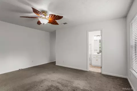 Bedroom - 200 Mae St, Clanton, AL 35045 photo 2 of 7