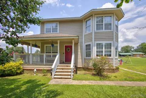 427 Lewis Rd, Deatsville, AL 36022