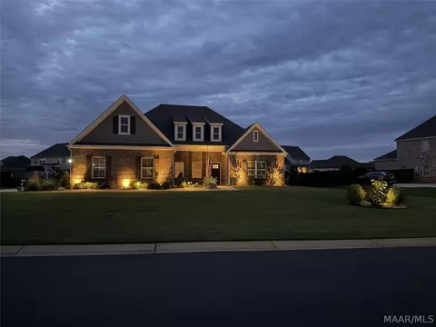222 Alston Dr, Wetumpka, AL 36093