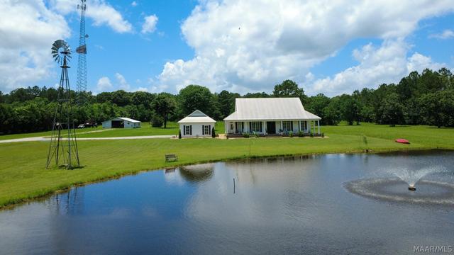562 Flowers Rd, Pike Road, AL 36064