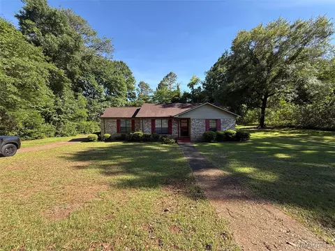 906 Bell Ln, Greenville, AL 36037