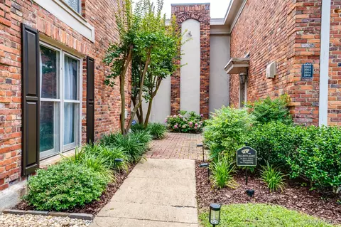 2914 Canterbury Dr, Montgomery, AL 36111