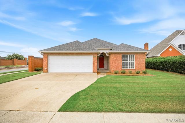 100 River Chase Ct, Wetumpka, AL 36092