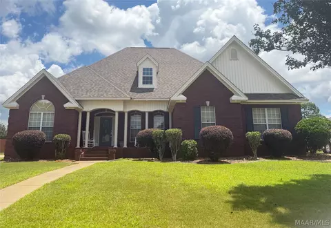 97 Maribeth Loop, Deatsville, AL 36022
