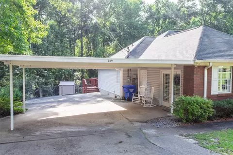 Exterior - 209 Shadow Ln, Troy, AL 36079 photo 2 of 10