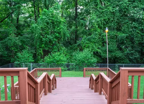 Exterior - 209 Shadow Ln, Troy, AL 36079 photo 6 of 10