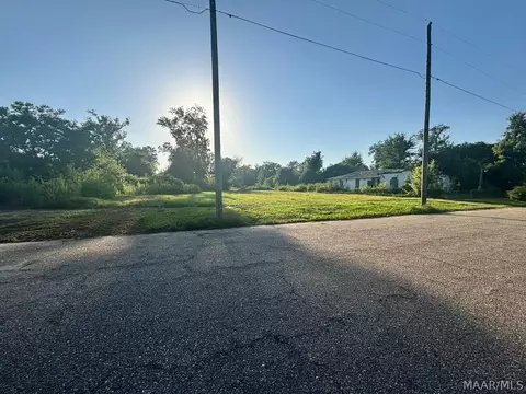 1417 Martin Luther King St, Selma, AL 36703