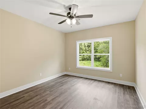 Bedroom - 210 Madix Dr, Eclectic, AL 36024 photo 2 of 5