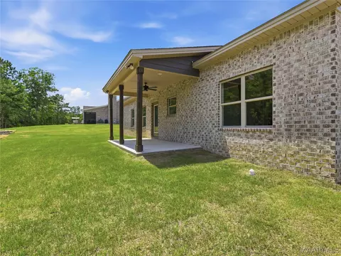 Exterior - 210 Madix Dr, Eclectic, AL 36024 photo 5 of 6