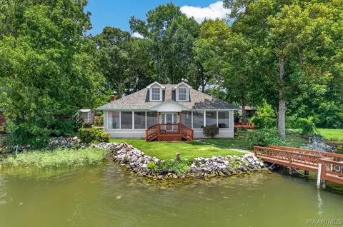 939 Lakeland Dr, Titus, AL 36080