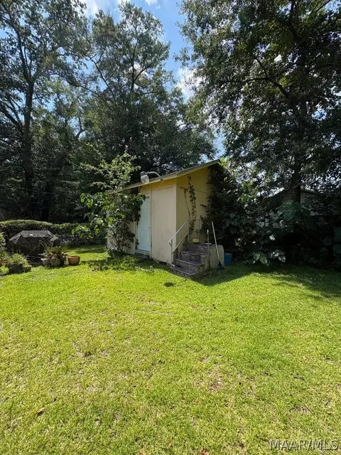 1864 Vetter St, Mobile, AL 36617 photo 4