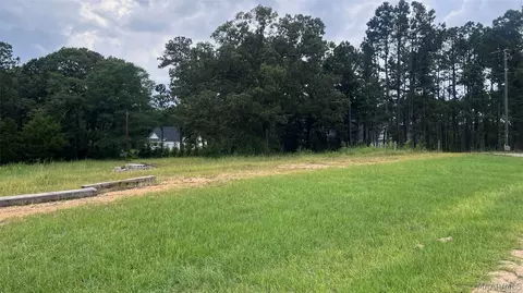 2149 Airport Rd, Deatsville, AL 36022