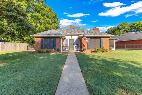 838 Dee Dr, Prattville, AL 36066