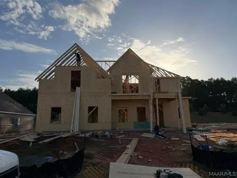 1023 Sunfield Dr, Prattville, AL 36066