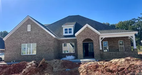 1027 Sunfield Dr, Prattville, AL 36066