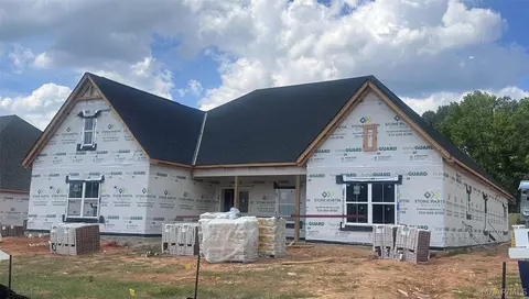 1029 Sunfield Dr, Prattville, AL 36066