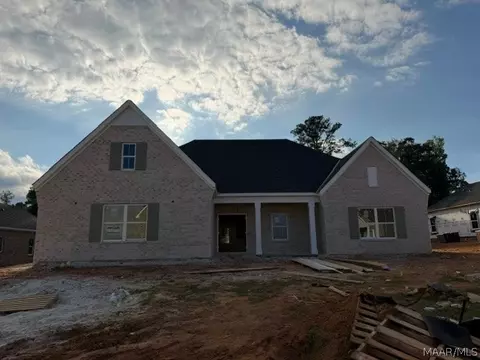 1029 Sunfield Dr, Prattville, AL 36066