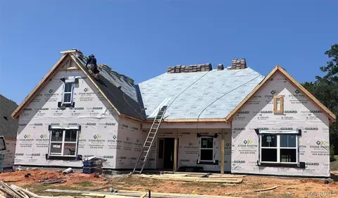 1029 Sunfield Dr, Prattville, AL 36066