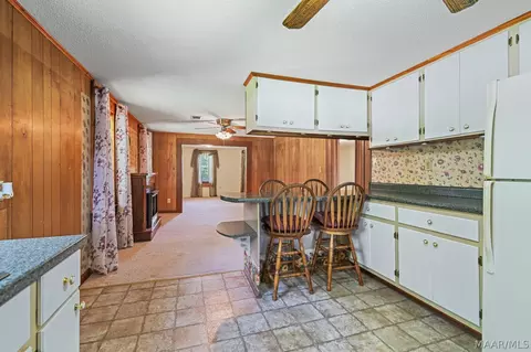 Kitchen - 1104 Smith Rd, Clanton, AL 35045 photo 1 of 6