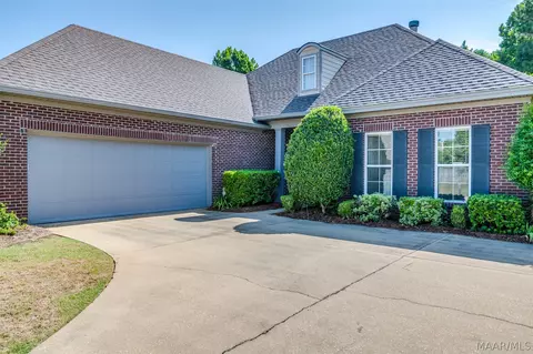 9713 Farnham Dr, Pike Road, AL 36064