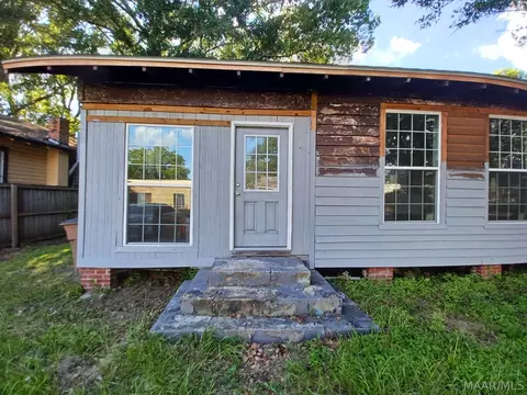 Exterior - 161 Garnett Ave, Mobile, AL 36604 photo 6 of 9