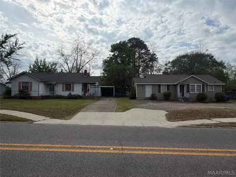 1115 Park St, Troy, AL 36081