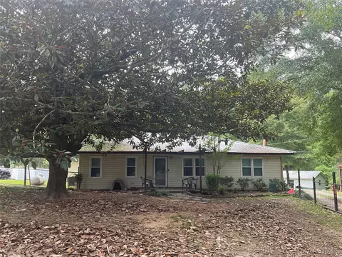 88067 Tallassee Hwy, Tallassee, AL 36078