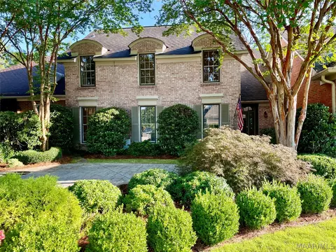 2912 Jamestown Dr, Montgomery, AL 36111