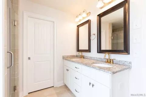 Bath - 8421 Ryan Ridge Loop, Montgomery, AL 36117 photo 2 of 3