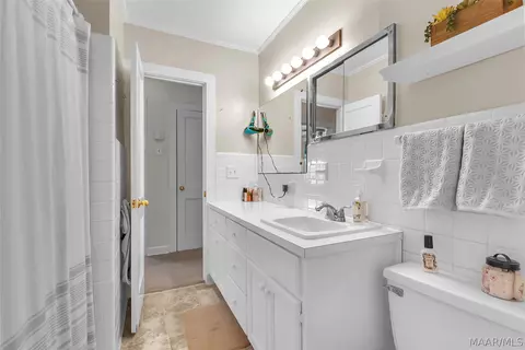 Bath - 447 Butler Mill Rd, Montgomery, AL 36105 photo 3 of 3