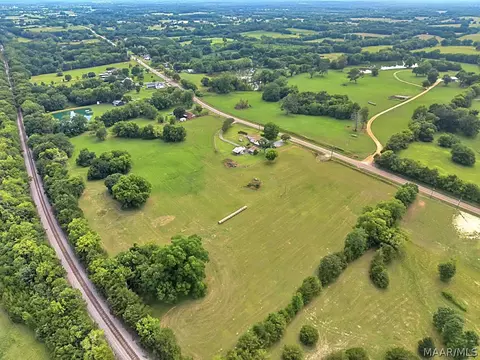 View/Area - 447 Butler Mill Rd, Montgomery, AL 36105 photo 2 of 4