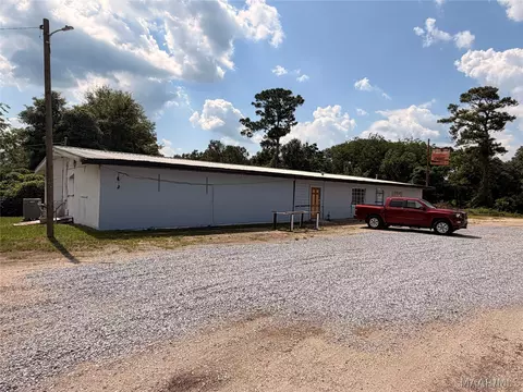 1095 Highway 231 Hwy, Brundidge, AL 36010