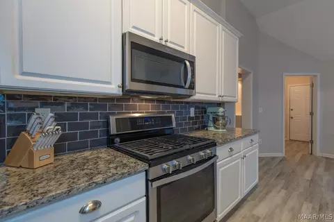 Kitchen - 7233 Heathermoore Loop, Montgomery, AL 36117 photo 1 of 4