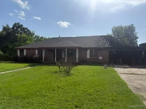 1505 Vine St, Selma, AL 36703