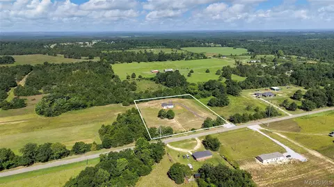1319 County Road 21 Rd N, Prattville, AL 36067