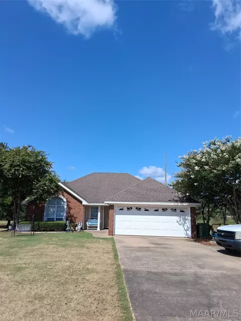 6800 Sandfield Dr, Montgomery, AL 36117
