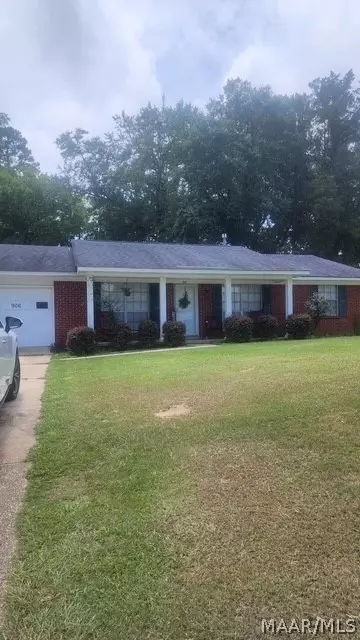 906 Skidmore Ave, Prattville, AL 36066